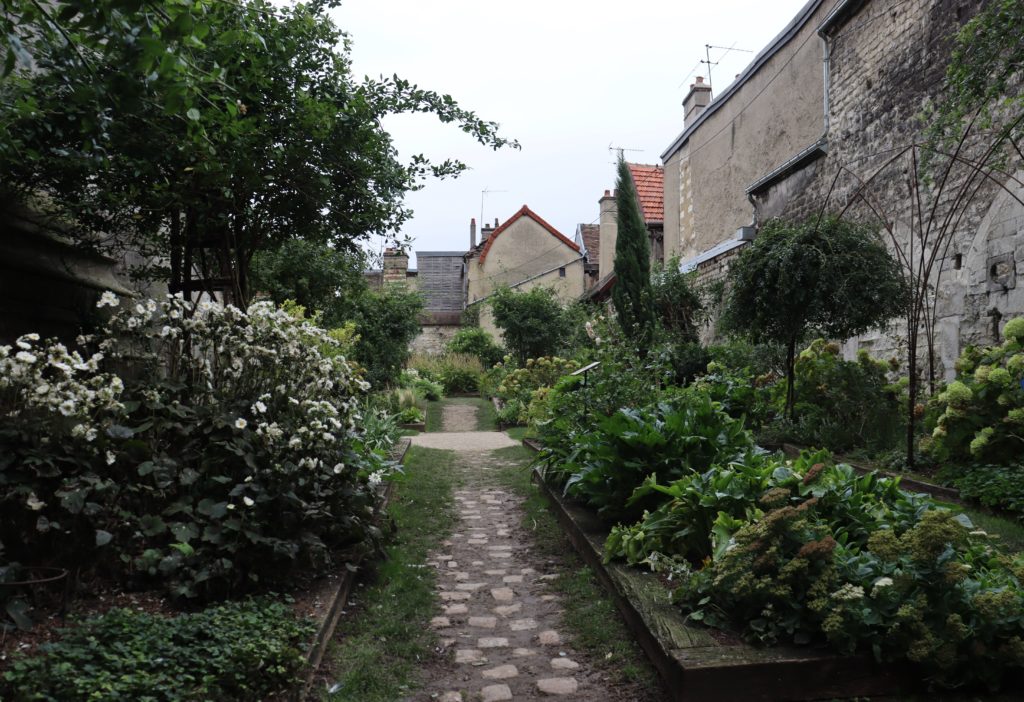 Universités Tourisme Durable 2020 Troyes Jardin Innocents Eglise Sainte Madeleine
